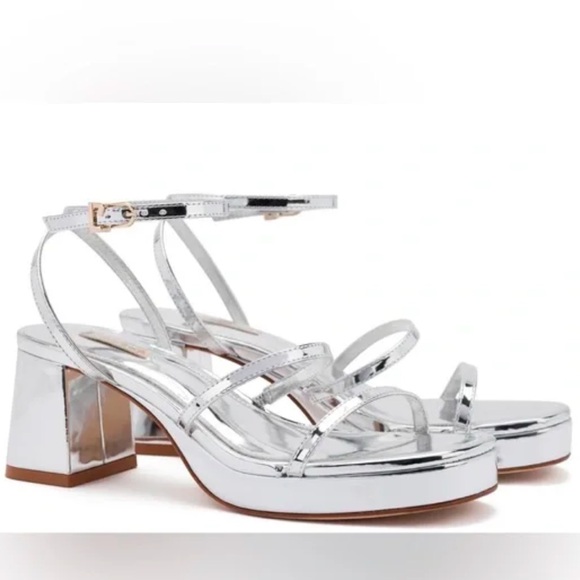 🌹LARROUDE🌹 Gio Sandal In Silver Specchio Size: 5 - Picture 3 of 16
